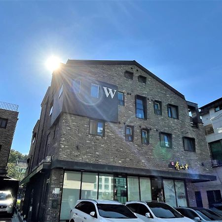 W Premium Guesthouse Incheon Airport מראה חיצוני תמונה